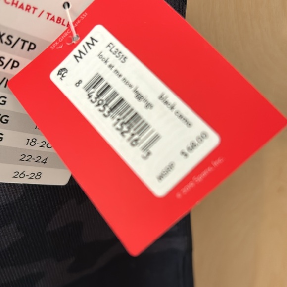 NWT Spanx Look At Me Now Leggings. Black Camo. Size Medium. - Picture 4 of 4